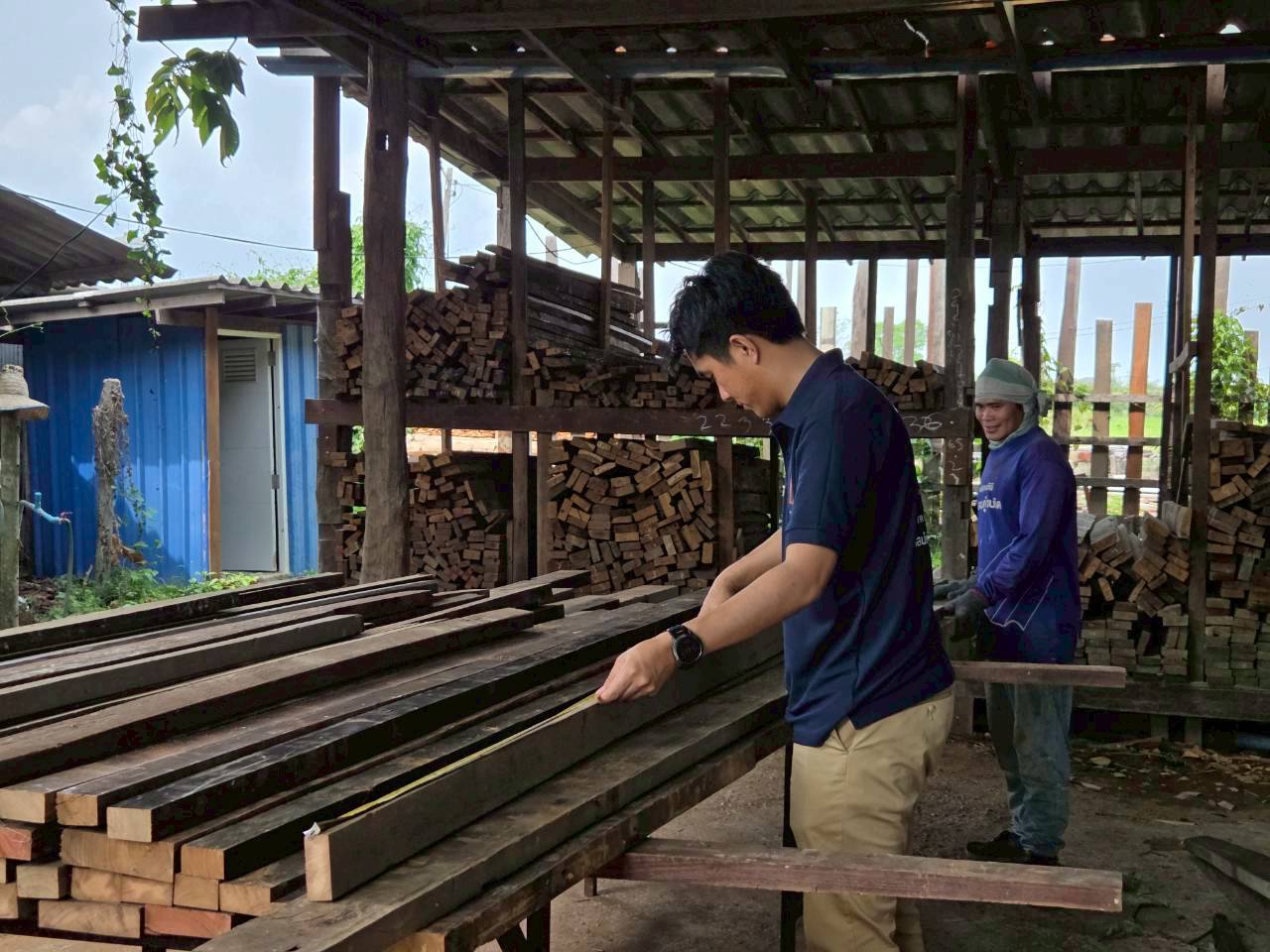 บีพี เฮอร์ริเทจ (BP Heritage) จับมือกลุ่มช่างไม้บ้านถวาย “ปลุกชีพไม้เก่า สู่เฟอร์นิเจอร์ที่ทันสมัย” มุ่งส่งเสริมทักษะงานฝีมือและเน้นย้ำความยั่งยืนในชุมชน